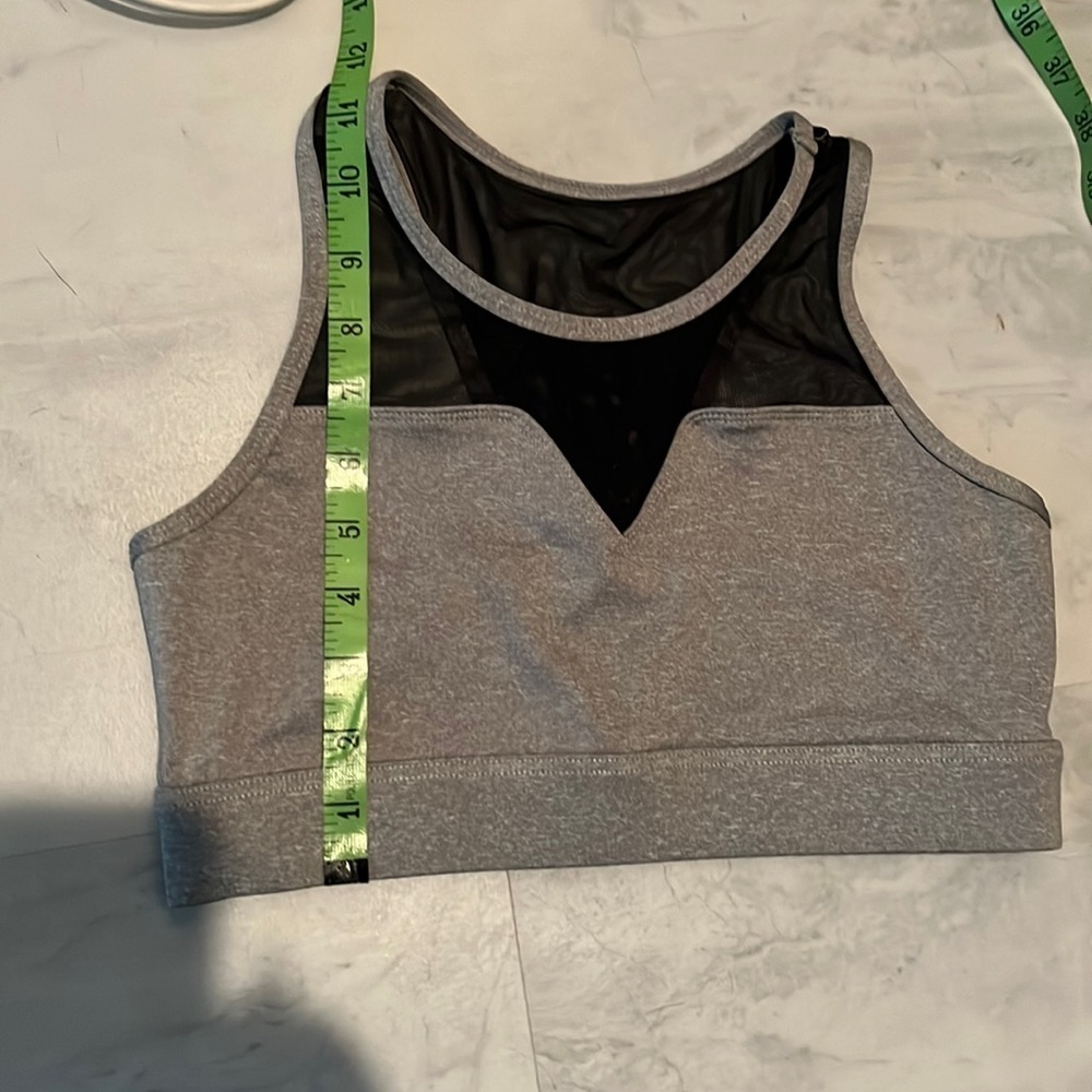 BCBG Max. Athletic bra New NWOT Gray/black mesh Size M